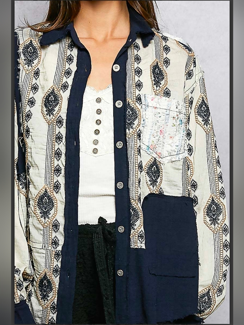 NEW!!! POL Boho Patterned Button-Up Shirt Jacket in Cream & Navy, NWT - Picture 2 of 4